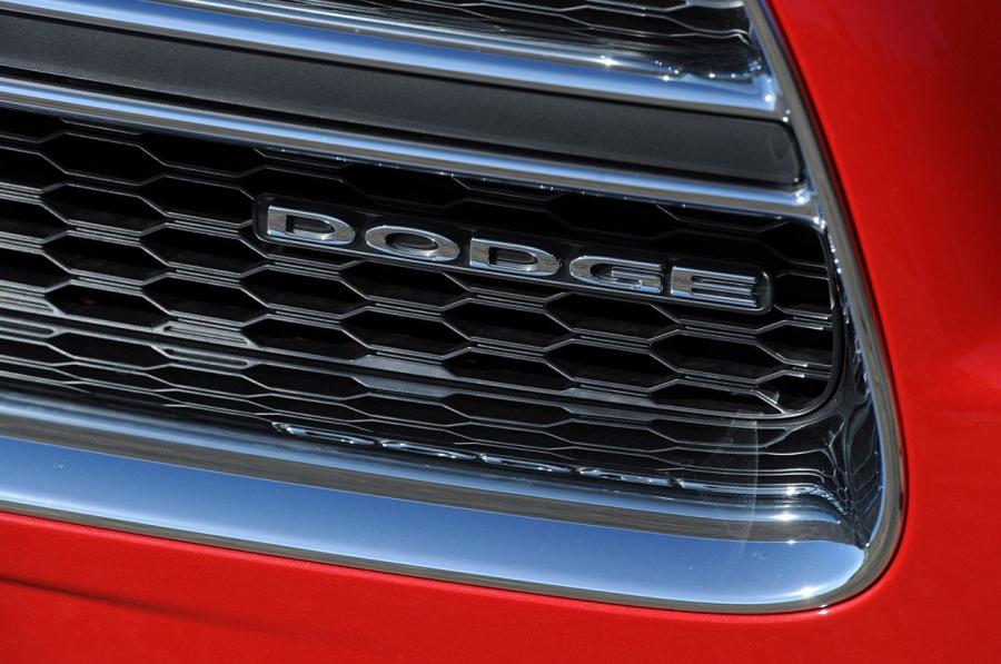  Dodge Charger 2011 года  (фото 45 из 87)
